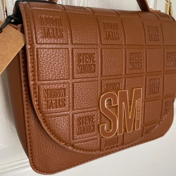 Crossbody Bag - Picture 3 of 9